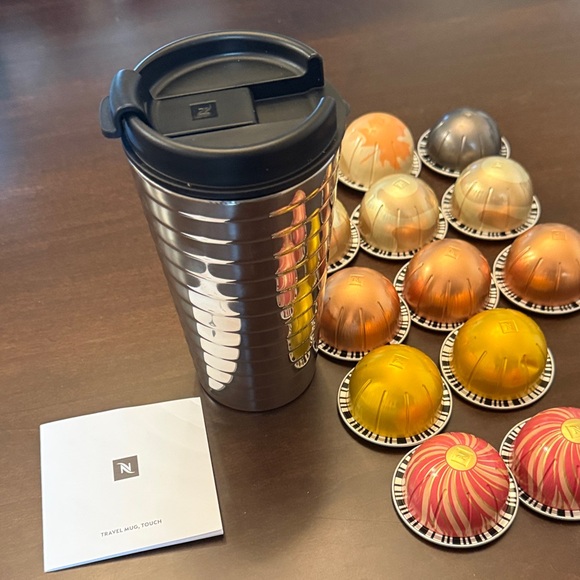 NEW Nespresso Travel Mug Touch  with 17 VERTUO Pods 13 pods PLUS 3 Surprise pods - Picture 4 of 16